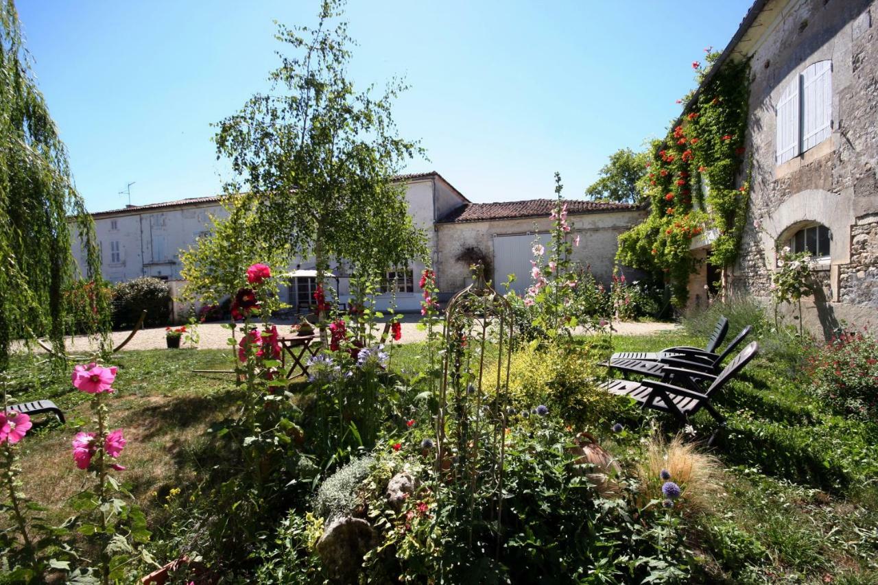La Ferme Fortin Gensac-la-Pallue Exteriér fotografie